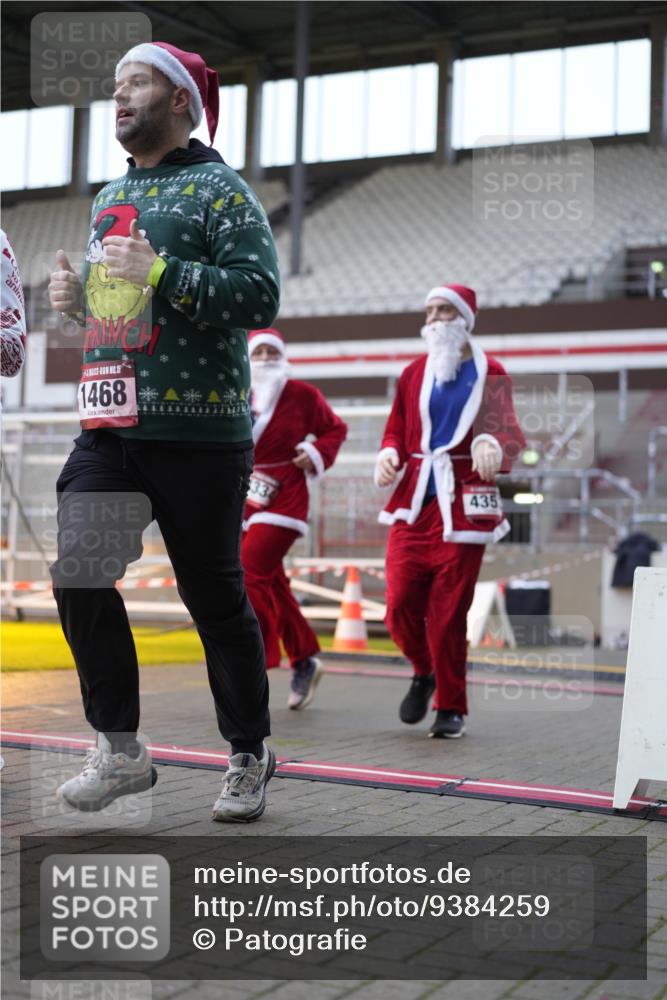 07.12.2025 - St. Pauli X-Mass-Run No. 15 Patografie http://msf.ph/oto/9384259 07.12.2025 10:27:00 Ziel 159, 1468, 1472, 1618, 3720, 4334, 4353, 4384, 4391, 4410 meine-sportfotos.de