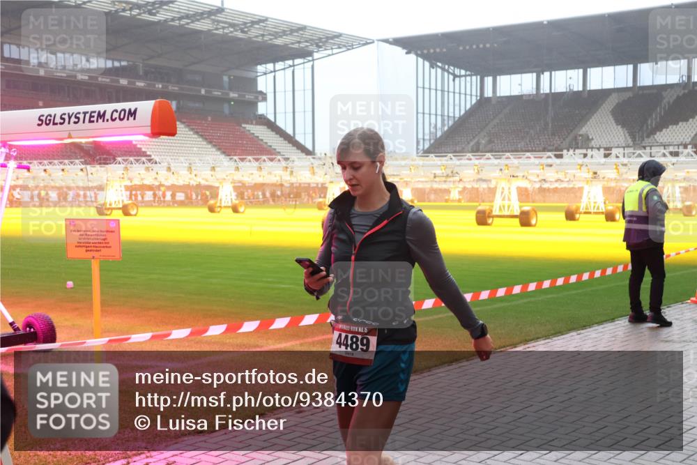 07.12.2025 - St. Pauli X-Mass-Run No. 15 Luisa Fischer http://msf.ph/oto/9384370 07.12.2025 10:15:14 Ziel 15, 4489, 308, 352, 762, 1158, 1363, 1867, 1869, 1873, 2564, 2617, 2618, 2864, 2883, 2891, 3481, 3565, 3741, 4001, 4004, 4508, 4545 meine-sportfotos.de