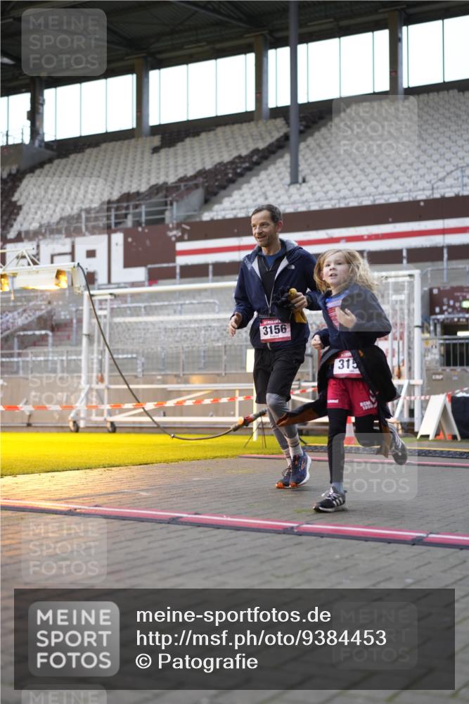 07.12.2025 - St. Pauli X-Mass-Run No. 15 Patografie http://msf.ph/oto/9384453 07.12.2025 10:27:29 Ziel 175, 2677, 3154, 3156, 3571, 3706, 3707, 3714, 3715, 3722, 3723, 3793, 4435 meine-sportfotos.de