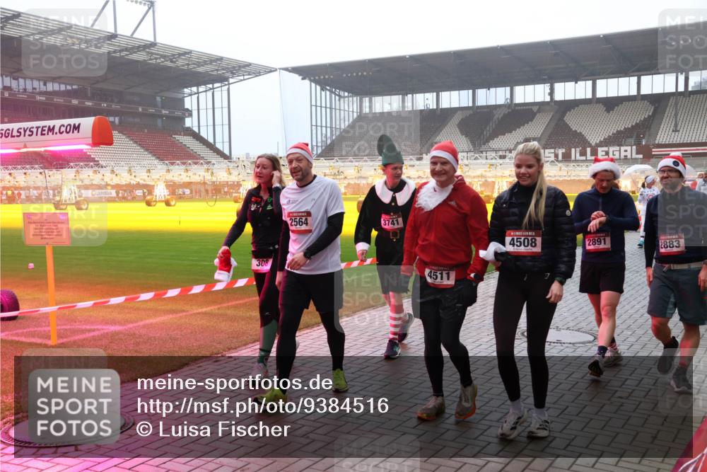 07.12.2025 - St. Pauli X-Mass-Run No. 15 Luisa Fischer http://msf.ph/oto/9384516 07.12.2025 10:15:35 Ziel 308, 2564, 3741, 4511, 4508, 2891, 2883, 308, 431, 436, 438, 762, 1180, 1183, 1363, 1867, 1869, 1873, 1885, 2666, 2667, 2668, 2883, 2891, 3103, 3481, 3741, 4001, 4004, 4494, 4536 meine-sportfotos.de