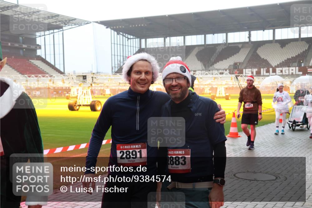 07.12.2025 - St. Pauli X-Mass-Run No. 15 Luisa Fischer http://msf.ph/oto/9384574 07.12.2025 10:15:38 Ziel 15, 2891, 15, 883, 3481, 308, 431, 436, 438, 762, 1180, 1183, 1363, 1867, 1869, 1873, 1885, 2666, 2667, 2668, 2883, 2891, 3053, 3103, 3741, 4001, 4004, 4494, 4536 meine-sportfotos.de