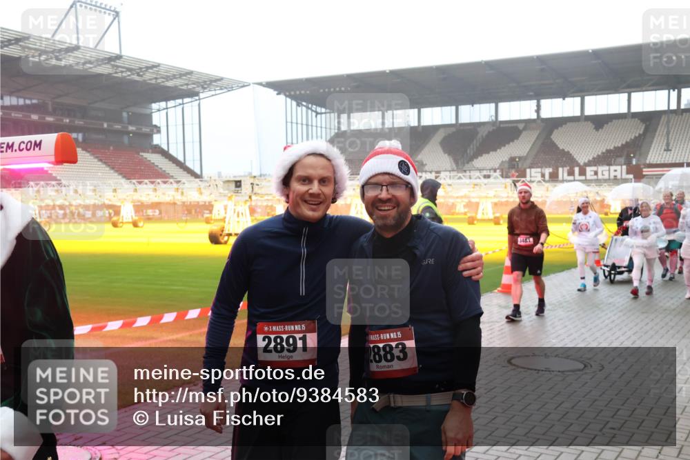 07.12.2025 - St. Pauli X-Mass-Run No. 15 Luisa Fischer http://msf.ph/oto/9384583 07.12.2025 10:15:38 Ziel 15, 2891, 15, 883, 1, 3481, 308, 431, 436, 438, 762, 1180, 1183, 1363, 1867, 1869, 1873, 1885, 2666, 2667, 2668, 2883, 2891, 3053, 3103, 3741, 4001, 4004, 4494, 4536 meine-sportfotos.de