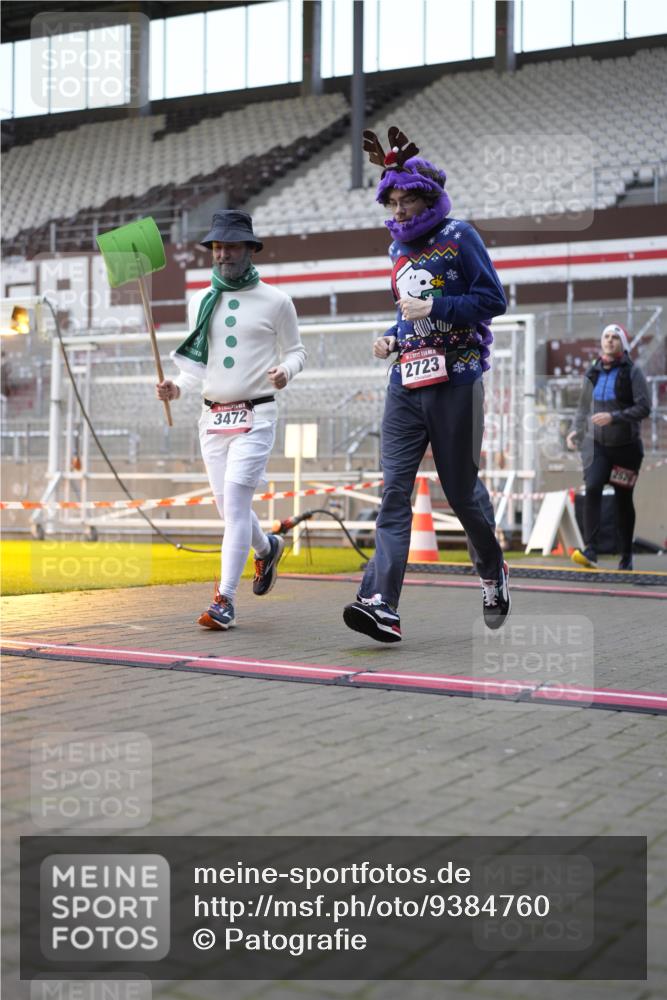 07.12.2025 - St. Pauli X-Mass-Run No. 15 Patografie http://msf.ph/oto/9384760 07.12.2025 10:28:12 Ziel 1507, 1742, 1745, 2526, 2723, 3395, 3412, 3413, 3454, 3472, 3727, 3729, 3730, 3879, 4064, 4065, 4159, 4160, 4189, 4245, 4344, 4376, 4380, 4697, 4698, 4700, 4701, 4702, 4704, 4706, 4707, 4708, 4710 meine-sportfotos.de