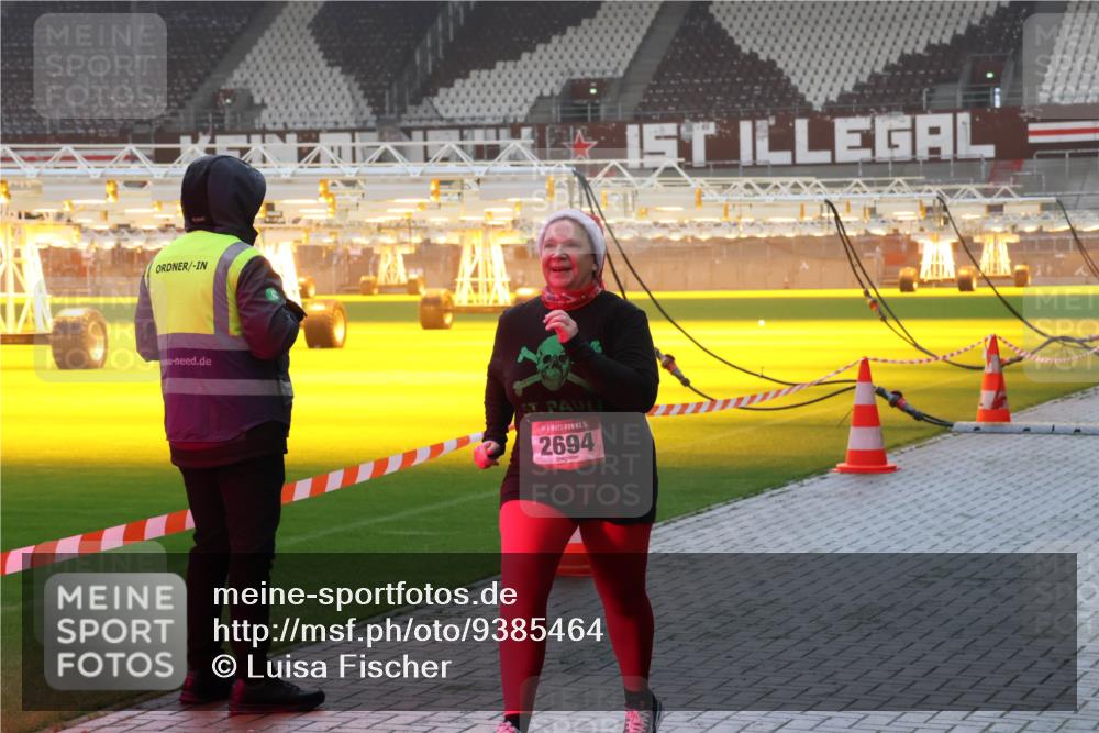 07.12.2025 - St. Pauli X-Mass-Run No. 15 Luisa Fischer http://msf.ph/oto/9385464 07.12.2025 10:17:41 Ziel 15, 2694, 257, 268, 1620, 1762, 1989, 1997, 2688, 2694, 2725, 2952, 3229, 3522, 3633, 3874, 3987, 4114, 4339, 4356, 4359, 4764, 4769 meine-sportfotos.de