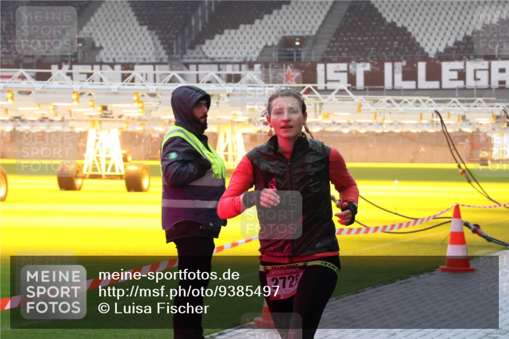 07.12.2025 - St. Pauli X-Mass-Run No. 15 Luisa Fischer http://msf.ph/oto/9385497 07.12.2025 10:17:50 Ziel 15, 272, 257, 268, 1161, 1162, 1762, 2688, 2694, 2725, 2952, 3229, 3522, 3874, 3987, 4114, 4127, 4339, 4764 meine-sportfotos.de
