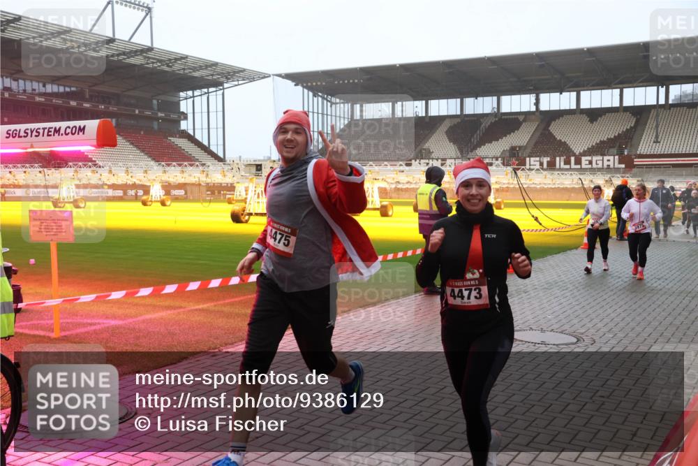 07.12.2025 - St. Pauli X-Mass-Run No. 15 Luisa Fischer http://msf.ph/oto/9386129 07.12.2025 10:19:24 Ziel 4475, 15, 4473, 243, 264, 269, 721, 1034, 1607, 1671, 2152, 2631, 2925, 3455, 3724, 3862, 3975, 3976, 4330, 4331, 4436, 4437, 4438, 4466, 4473, 4475, 4498, 4521, 4522, 4524, 4547 meine-sportfotos.de