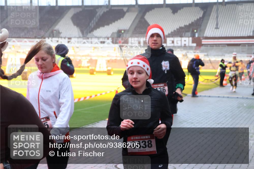 07.12.2025 - St. Pauli X-Mass-Run No. 15 Luisa Fischer http://msf.ph/oto/9386205 07.12.2025 10:19:31 Ziel 115, 5, 36, 15, 4438, 721, 1034, 2152, 2631, 2925, 3455, 3695, 3724, 3862, 3975, 3976, 4115, 4330, 4331, 4436, 4437, 4438, 4466, 4473, 4475, 4498, 4521, 4522, 4524, 4547 meine-sportfotos.de