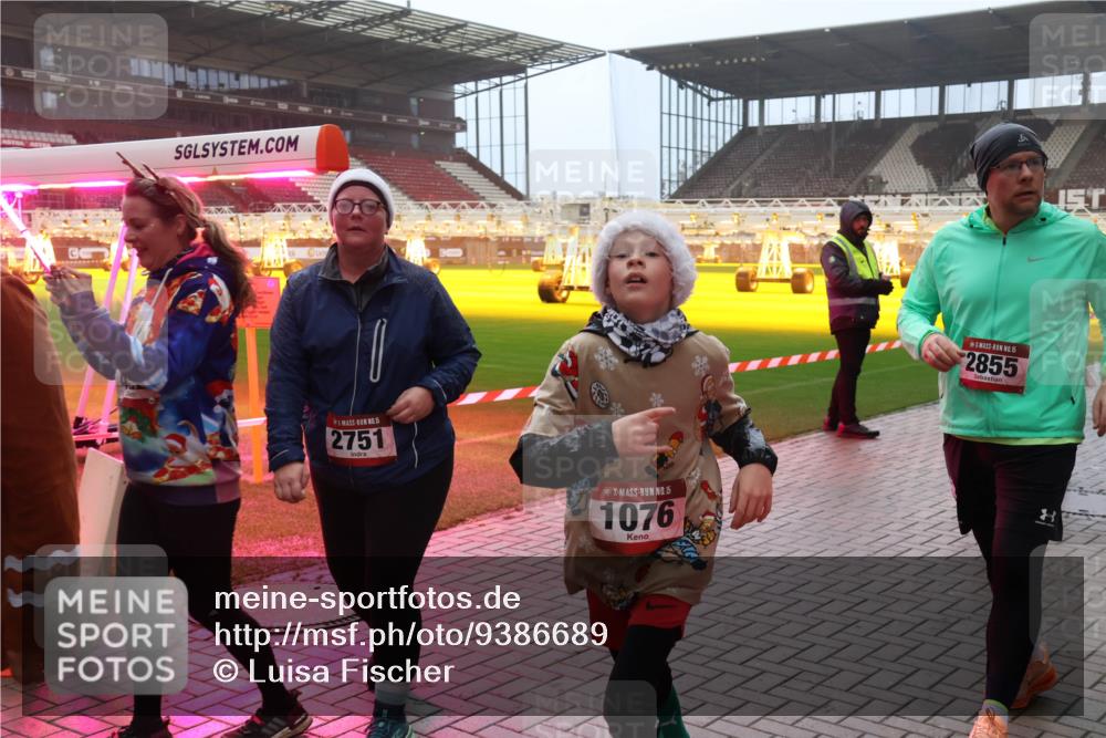 07.12.2025 - St. Pauli X-Mass-Run No. 15 Luisa Fischer http://msf.ph/oto/9386689 07.12.2025 10:21:02 Ziel 1, 15, 2751, 15, 1076, 15, 2855, 392, 447, 452, 459, 461, 478, 1016, 1076, 1466, 1553, 2187, 2799, 2855, 3473, 3832, 4042, 4071, 4116, 4490, 4503, 4517, 4523 meine-sportfotos.de