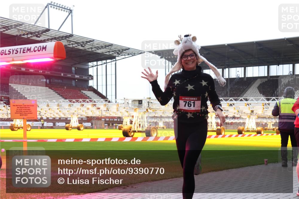 07.12.2025 - St. Pauli X-Mass-Run No. 15 Luisa Fischer http://msf.ph/oto/9390770 07.12.2025 10:58:48 Ziel 15, 761, 7, 43, 75, 234, 761, 1690 meine-sportfotos.de