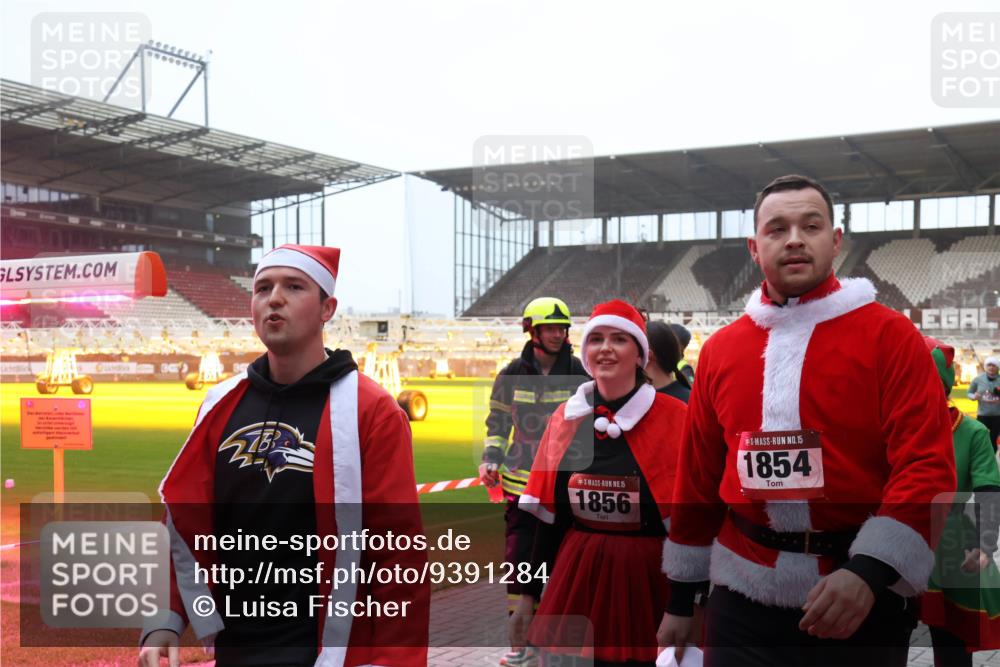 07.12.2025 - St. Pauli X-Mass-Run No. 15 Luisa Fischer http://msf.ph/oto/9391284 07.12.2025 11:05:59 Ziel 15, 1856, 15, 1854, 199, 200, 201, 434, 831, 889, 924, 925, 927, 929, 932, 973, 1046, 1049, 1092, 1152, 1196, 1208, 1311, 1428, 1432, 1492, 1600, 1630, 1840, 1841, 2006, 2254, 2884, 3272, 3278 meine-sportfotos.de