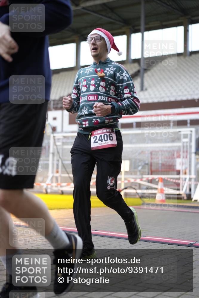 07.12.2025 - St. Pauli X-Mass-Run No. 15 Patografie http://msf.ph/oto/9391471 07.12.2025 10:35:11 Ziel 561, 2353, 2406, 2422, 2857, 2863, 3224, 3721, 4147, 4149, 4443, 4595, 4772, 4776, 4778, 4779 meine-sportfotos.de