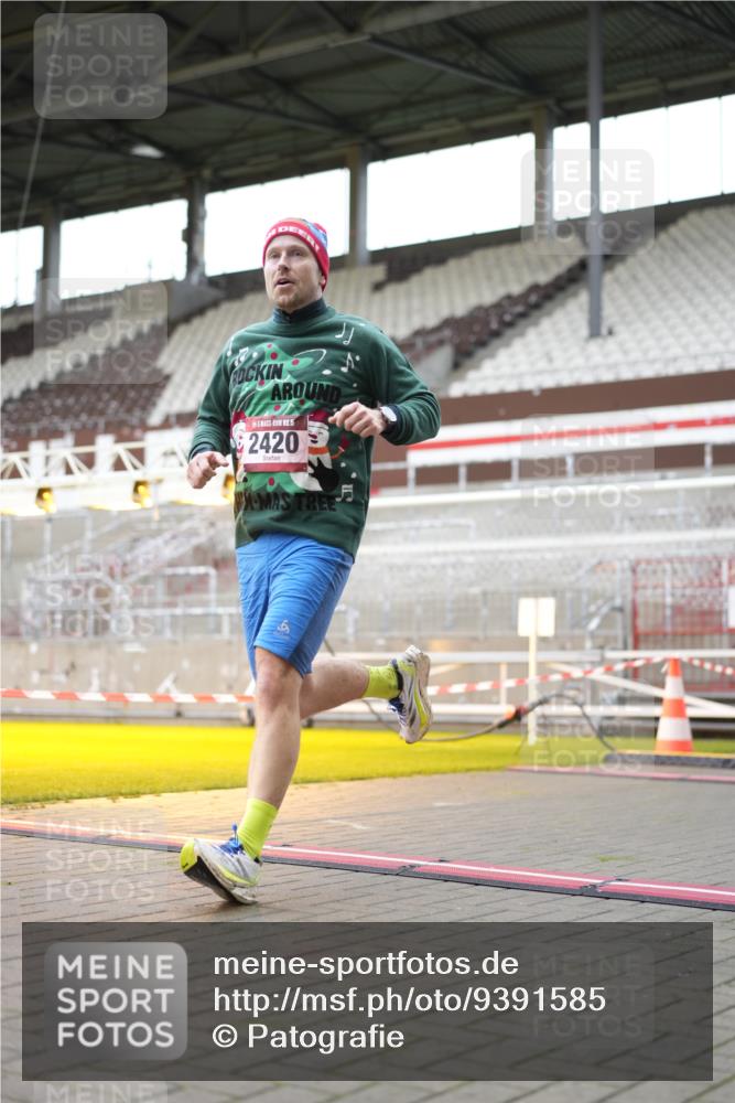 07.12.2025 - St. Pauli X-Mass-Run No. 15 Patografie http://msf.ph/oto/9391585 07.12.2025 10:39:29 Ziel 981, 1796, 1889, 2354, 2420, 3118, 3240, 3242, 4207, 4211 meine-sportfotos.de