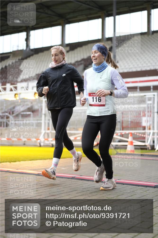 07.12.2025 - St. Pauli X-Mass-Run No. 15 Patografie http://msf.ph/oto/9391721 07.12.2025 10:42:14 Ziel 116, 1438, 2157, 2261, 2931, 3042, 3399, 4045, 4046, 4441, 4622 meine-sportfotos.de