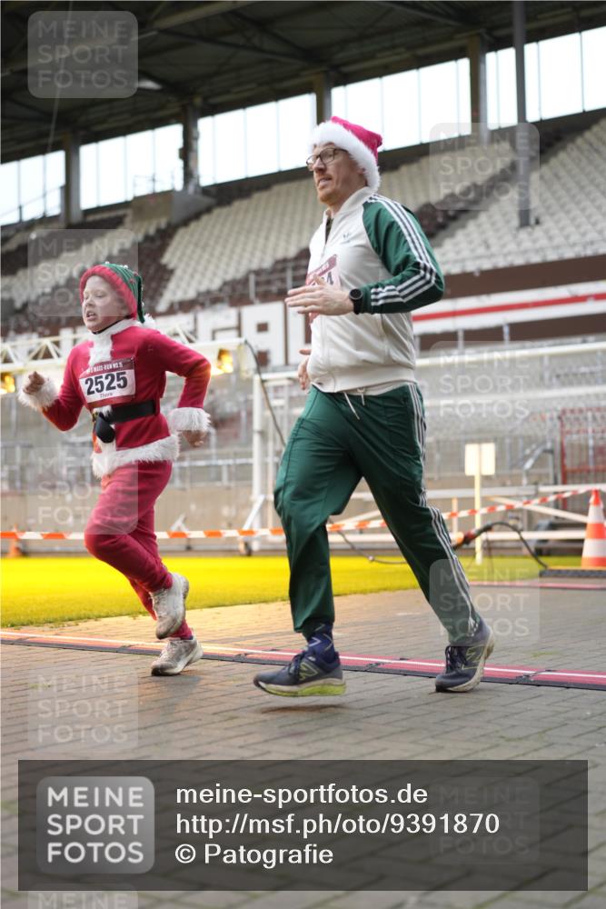 07.12.2025 - St. Pauli X-Mass-Run No. 15 Patografie http://msf.ph/oto/9391870 07.12.2025 10:45:03 Ziel 631, 636, 791, 793, 1415, 1419, 1546, 2158, 2524, 2525, 4876 meine-sportfotos.de