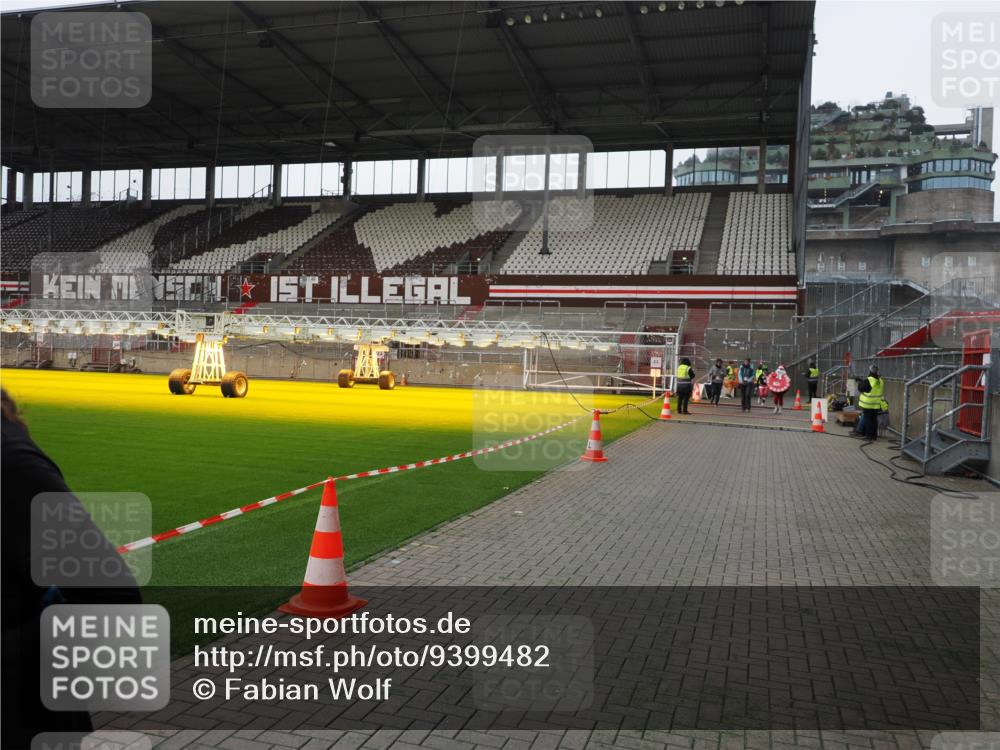 07.12.2025 - St. Pauli X-Mass-Run No. 15 Fabian Wolf http://msf.ph/oto/9399482 07.12.2025 11:00:41 Ziel 410, 433, 435, 439, 440, 492, 611, 1660, 1721, 3952, 4478 meine-sportfotos.de