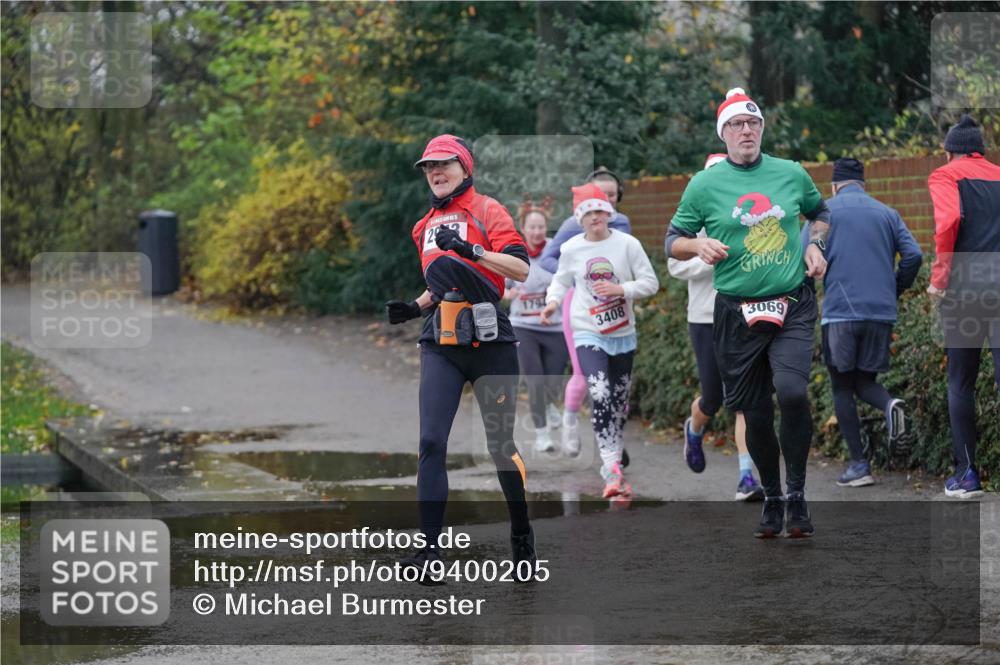 07.12.2025 - St. Pauli X-Mass-Run No. 15 Michael Burmester http://msf.ph/oto/9400205 07.12.2025 10:20:51 Laufen 1794, 3408, 3069 meine-sportfotos.de