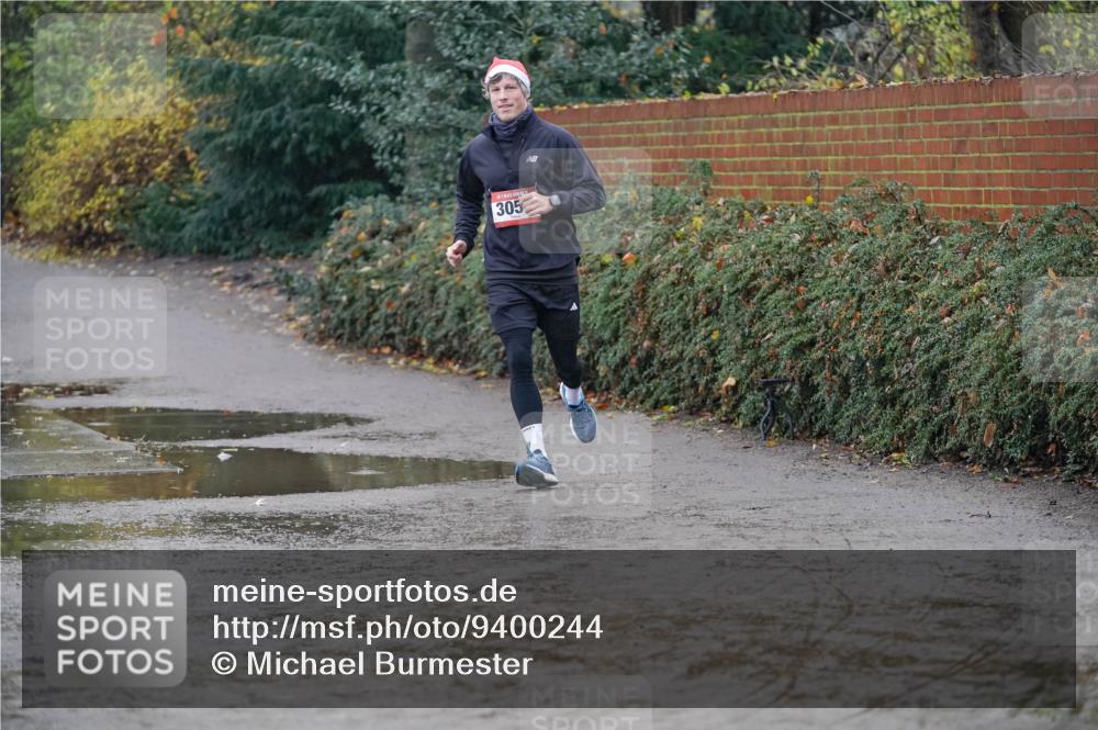 07.12.2025 - St. Pauli X-Mass-Run No. 15 Michael Burmester http://msf.ph/oto/9400244 07.12.2025 10:21:10 Laufen 305 meine-sportfotos.de