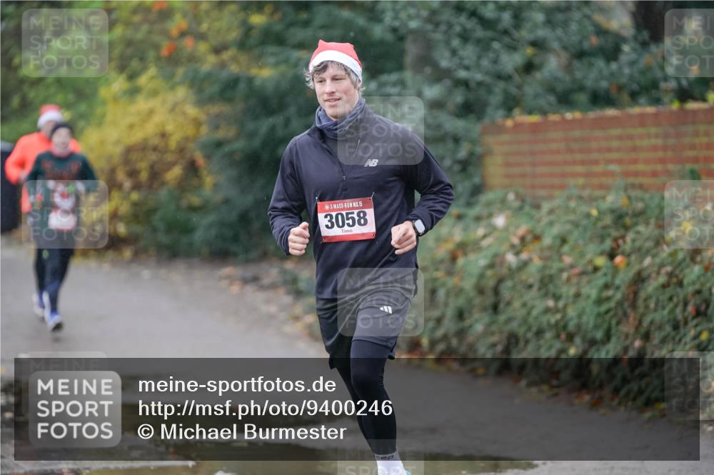07.12.2025 - St. Pauli X-Mass-Run No. 15 Michael Burmester http://msf.ph/oto/9400246 07.12.2025 10:21:11 Laufen 15, 3058 meine-sportfotos.de