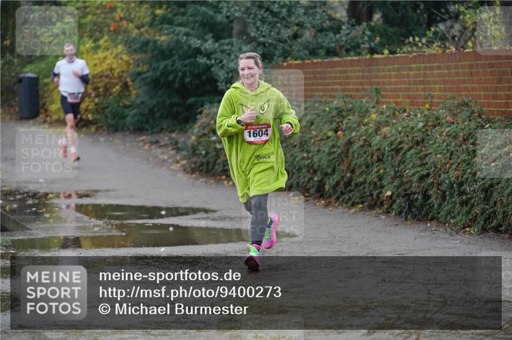 07.12.2025 - St. Pauli X-Mass-Run No. 15 Michael Burmester http://msf.ph/oto/9400273 07.12.2025 10:21:21 Laufen 5, 1604 meine-sportfotos.de