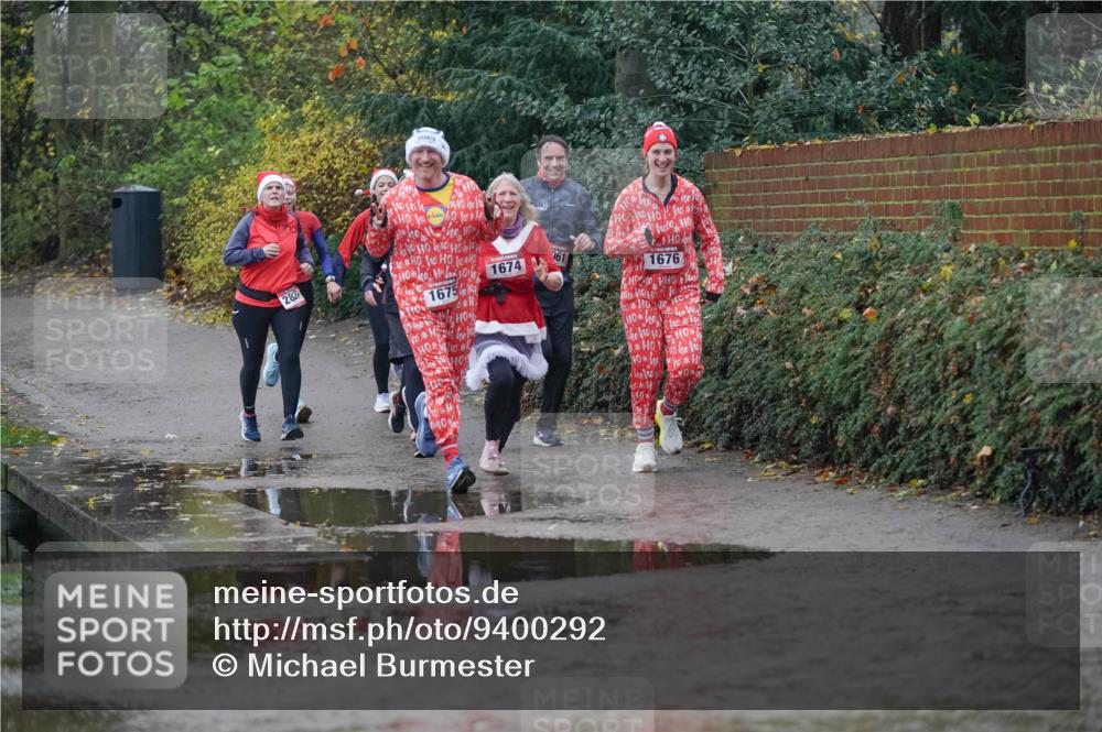 07.12.2025 - St. Pauli X-Mass-Run No. 15 Michael Burmester http://msf.ph/oto/9400292 07.12.2025 10:21:31 Laufen 282, 1675, 1674, 161, 1676 meine-sportfotos.de
