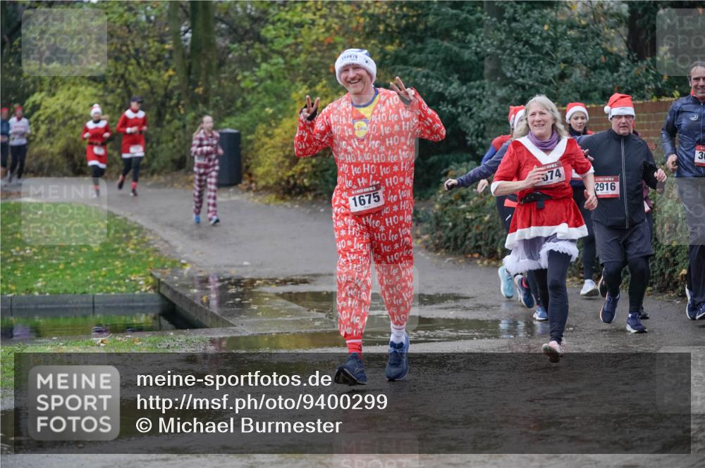 07.12.2025 - St. Pauli X-Mass-Run No. 15 Michael Burmester http://msf.ph/oto/9400299 07.12.2025 10:21:34 Laufen 20, 1675, 10, 574, 2916, 3 meine-sportfotos.de