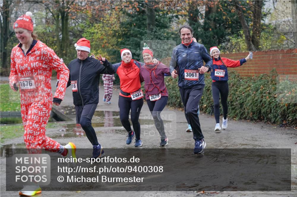 07.12.2025 - St. Pauli X-Mass-Run No. 15 Michael Burmester http://msf.ph/oto/9400308 07.12.2025 10:21:37 Laufen 1676, 16, 15, 2827, 2828, 3061, 4211 meine-sportfotos.de
