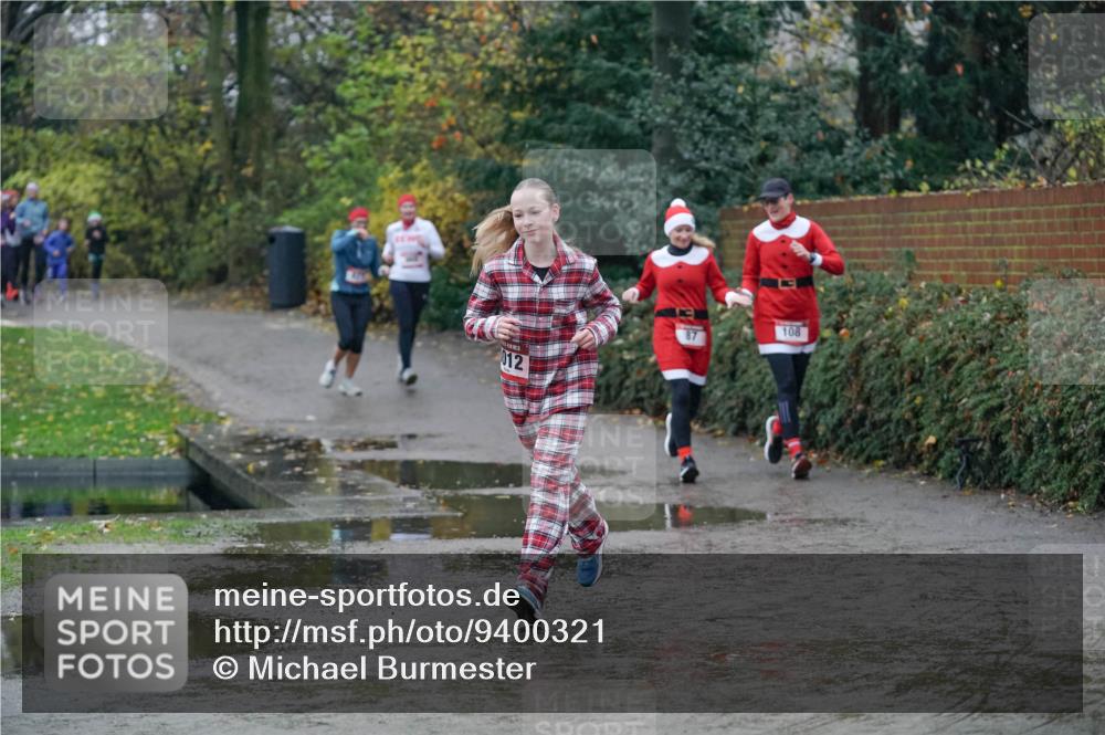 07.12.2025 - St. Pauli X-Mass-Run No. 15 Michael Burmester http://msf.ph/oto/9400321 07.12.2025 10:21:42 Laufen 012, 108, 87 meine-sportfotos.de