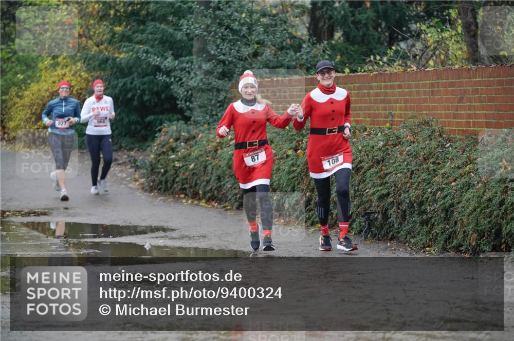 07.12.2025 - St. Pauli X-Mass-Run No. 15 Michael Burmester http://msf.ph/oto/9400324 07.12.2025 10:21:43 Laufen 827, 968, 87, 108 meine-sportfotos.de