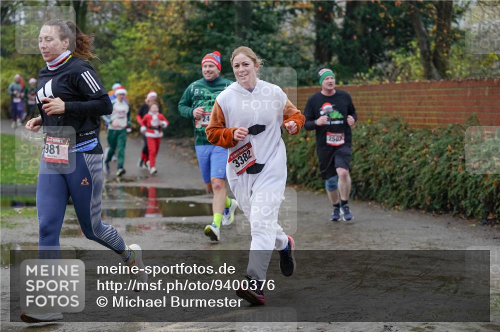 07.12.2025 - St. Pauli X-Mass-Run No. 15 Michael Burmester http://msf.ph/oto/9400376 07.12.2025 10:22:01 Laufen 15, 981, 24, 5, 3382, 2507 meine-sportfotos.de