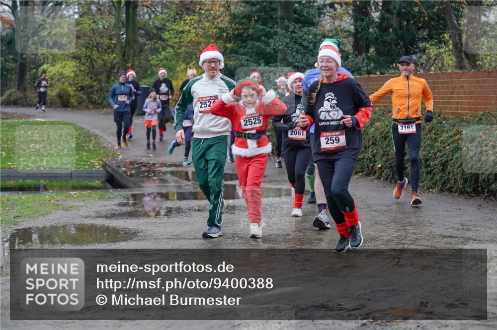 07.12.2025 - St. Pauli X-Mass-Run No. 15 Michael Burmester http://msf.ph/oto/9400388 07.12.2025 10:22:08 Laufen 3835, 252, 2525, 2061, 259, 3161 meine-sportfotos.de