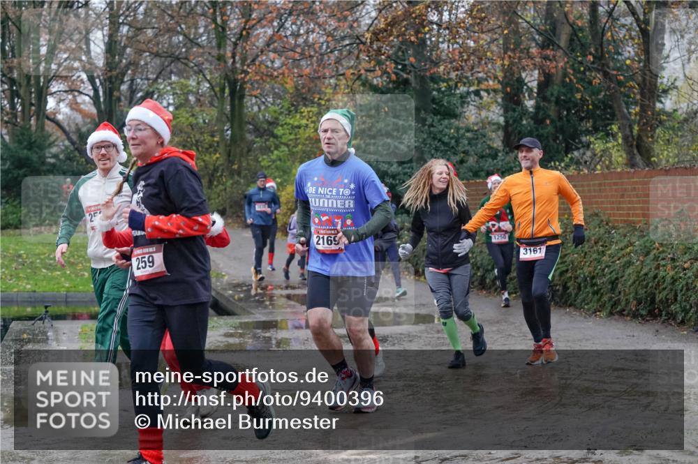 07.12.2025 - St. Pauli X-Mass-Run No. 15 Michael Burmester http://msf.ph/oto/9400396 07.12.2025 10:22:09 Laufen 25, 259, 2169, 1250, 3161 meine-sportfotos.de
