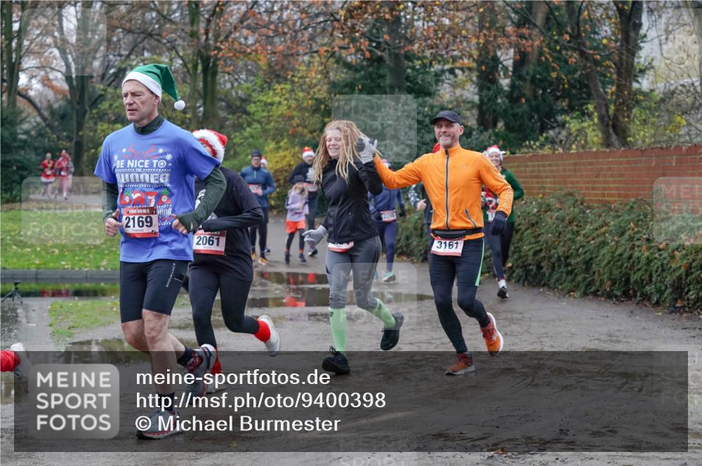 07.12.2025 - St. Pauli X-Mass-Run No. 15 Michael Burmester http://msf.ph/oto/9400398 07.12.2025 10:22:10 Laufen 15, 2169, 2061, 3161 meine-sportfotos.de
