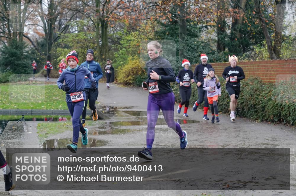 07.12.2025 - St. Pauli X-Mass-Run No. 15 Michael Burmester http://msf.ph/oto/9400413 07.12.2025 10:22:13 Laufen 2288, 2588, 2053, 338, 952 meine-sportfotos.de