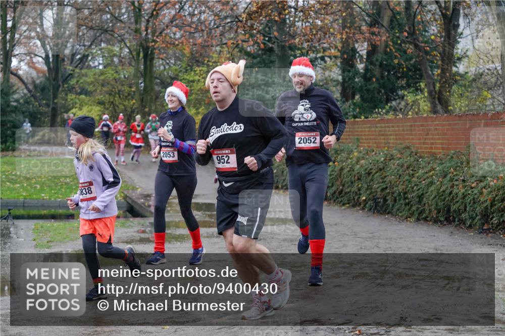 07.12.2025 - St. Pauli X-Mass-Run No. 15 Michael Burmester http://msf.ph/oto/9400430 07.12.2025 10:22:16 Laufen 3838, 2053, 5, 952, 1003, 2052 meine-sportfotos.de