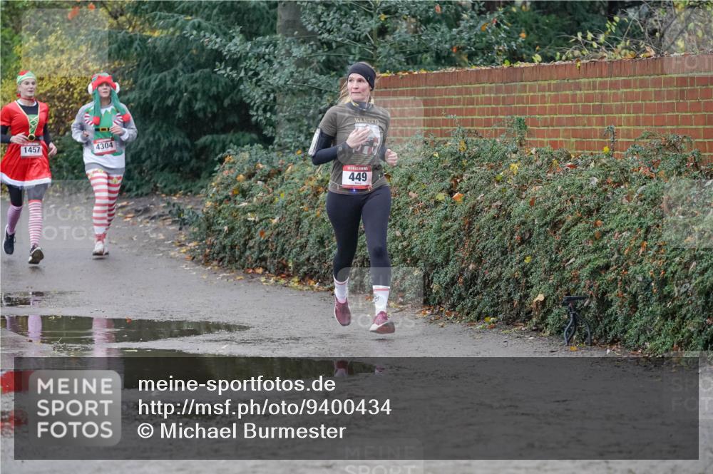 07.12.2025 - St. Pauli X-Mass-Run No. 15 Michael Burmester http://msf.ph/oto/9400434 07.12.2025 10:22:19 Laufen 1457, 4304, 449 meine-sportfotos.de