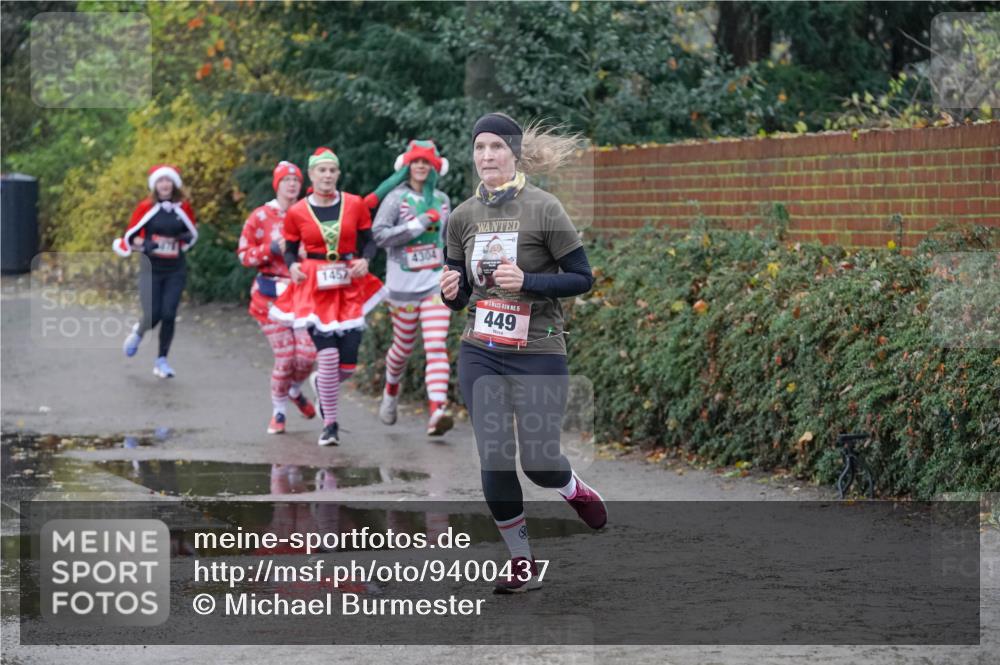 07.12.2025 - St. Pauli X-Mass-Run No. 15 Michael Burmester http://msf.ph/oto/9400437 07.12.2025 10:22:21 Laufen 1457, 4304, 15, 449 meine-sportfotos.de