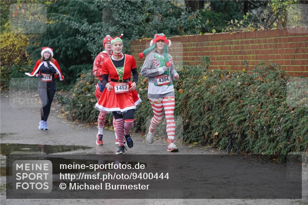 07.12.2025 - St. Pauli X-Mass-Run No. 15 Michael Burmester http://msf.ph/oto/9400444 07.12.2025 10:22:22 Laufen 4878, 1457, 4304 meine-sportfotos.de