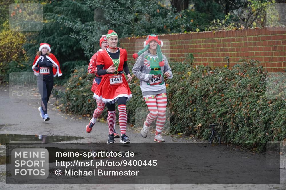 07.12.2025 - St. Pauli X-Mass-Run No. 15 Michael Burmester http://msf.ph/oto/9400445 07.12.2025 10:22:22 Laufen 4878, 1457, 4304 meine-sportfotos.de