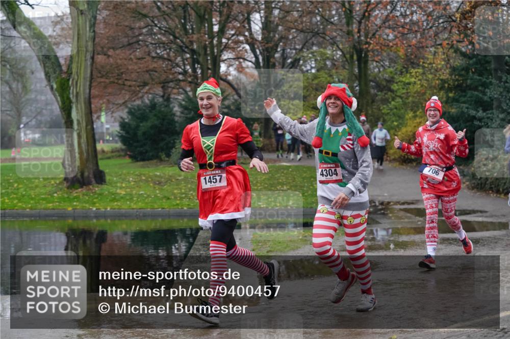 07.12.2025 - St. Pauli X-Mass-Run No. 15 Michael Burmester http://msf.ph/oto/9400457 07.12.2025 10:22:26 Laufen 1457, 4304, 706 meine-sportfotos.de