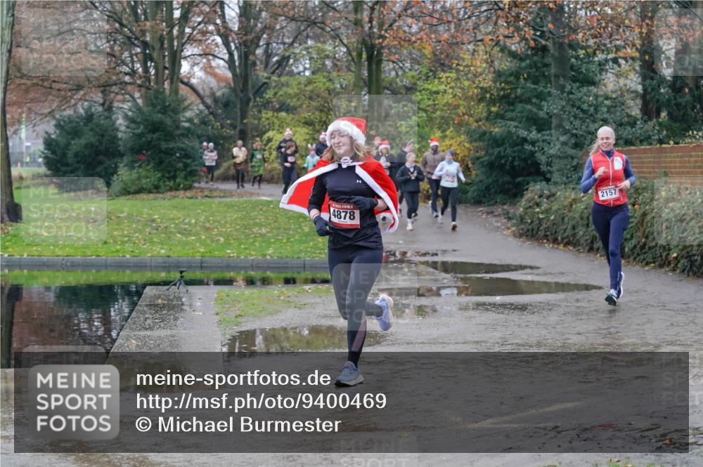 07.12.2025 - St. Pauli X-Mass-Run No. 15 Michael Burmester http://msf.ph/oto/9400469 07.12.2025 10:22:28 Laufen 4878, 2157 meine-sportfotos.de