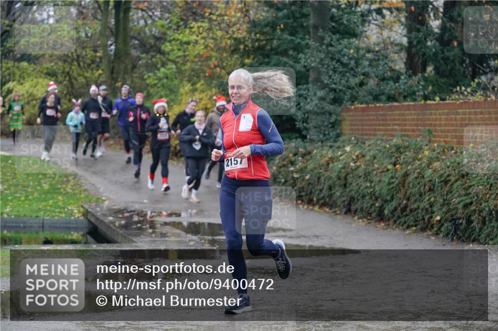 07.12.2025 - St. Pauli X-Mass-Run No. 15 Michael Burmester http://msf.ph/oto/9400472 07.12.2025 10:22:29 Laufen 2157 meine-sportfotos.de