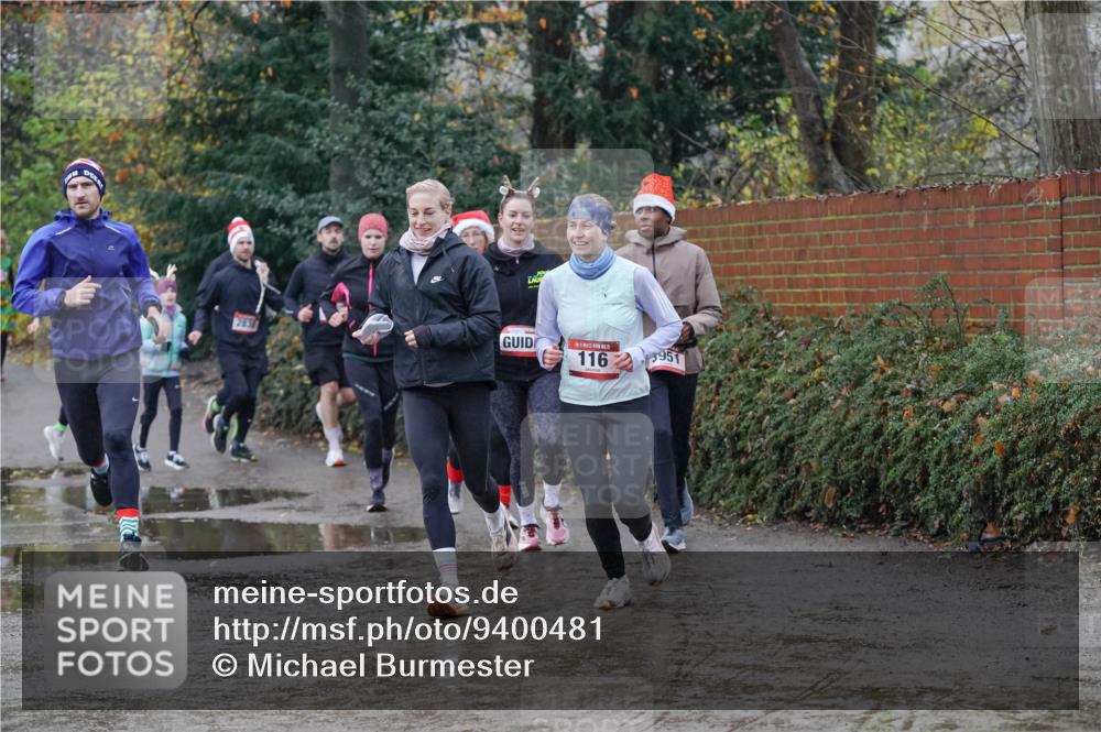 07.12.2025 - St. Pauli X-Mass-Run No. 15 Michael Burmester http://msf.ph/oto/9400481 07.12.2025 10:22:35 Laufen 2834, 116, 951 meine-sportfotos.de