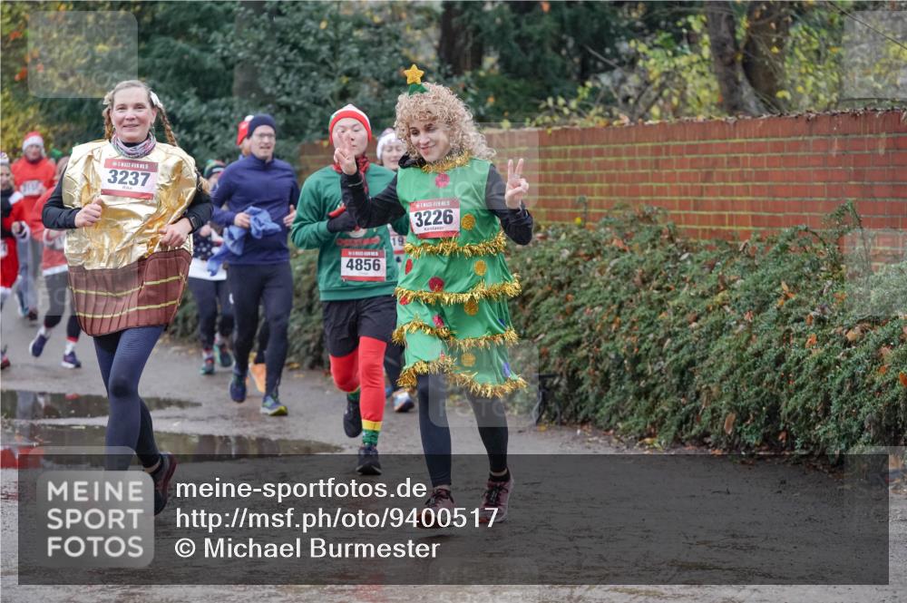 07.12.2025 - St. Pauli X-Mass-Run No. 15 Michael Burmester http://msf.ph/oto/9400517 07.12.2025 10:22:43 Laufen 15, 3237, 4856, 15, 3226 meine-sportfotos.de
