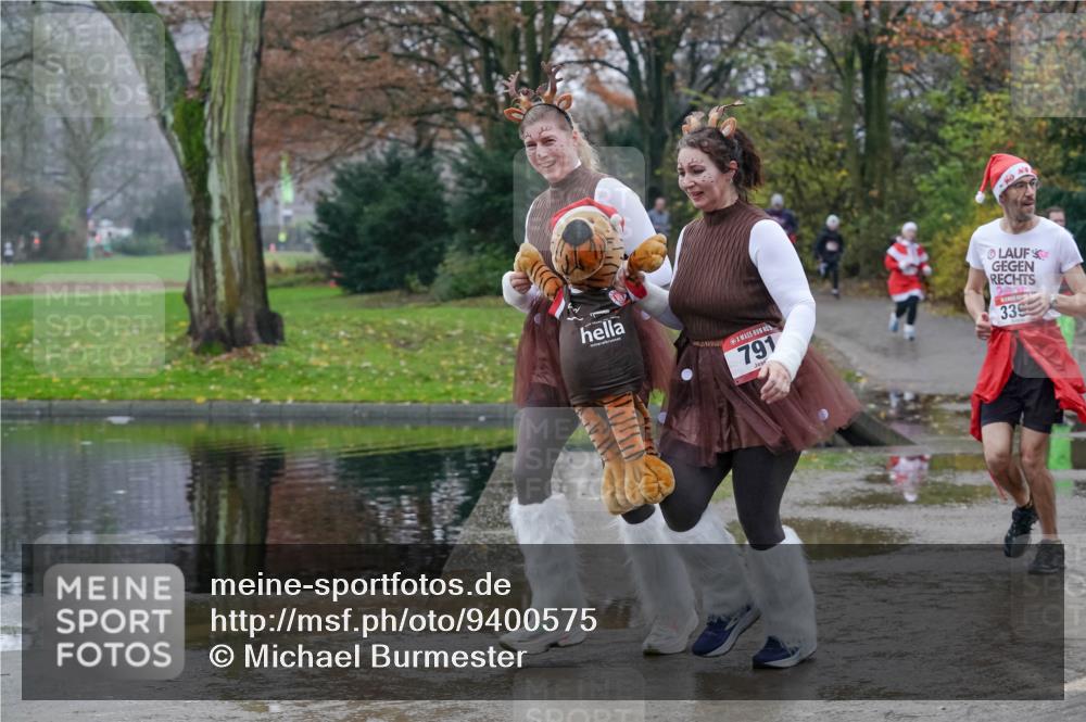 07.12.2025 - St. Pauli X-Mass-Run No. 15 Michael Burmester http://msf.ph/oto/9400575 07.12.2025 10:22:55 Laufen 791, 33 meine-sportfotos.de