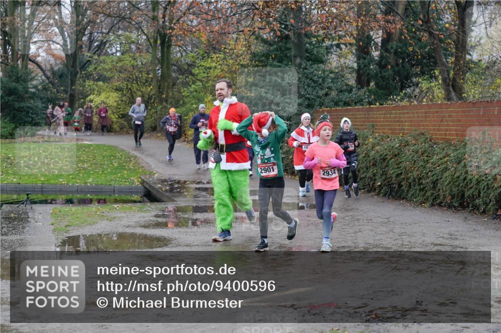 07.12.2025 - St. Pauli X-Mass-Run No. 15 Michael Burmester http://msf.ph/oto/9400596 07.12.2025 10:23:01 Laufen 2901, 16, 2934 meine-sportfotos.de