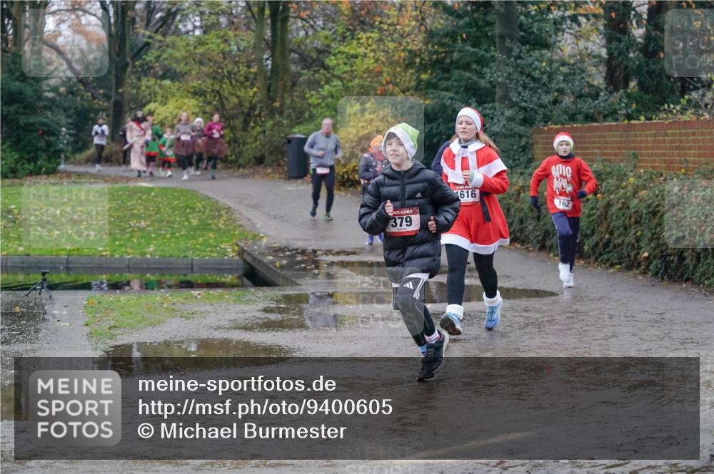 07.12.2025 - St. Pauli X-Mass-Run No. 15 Michael Burmester http://msf.ph/oto/9400605 07.12.2025 10:23:03 Laufen 5, 379, 616, 162 meine-sportfotos.de