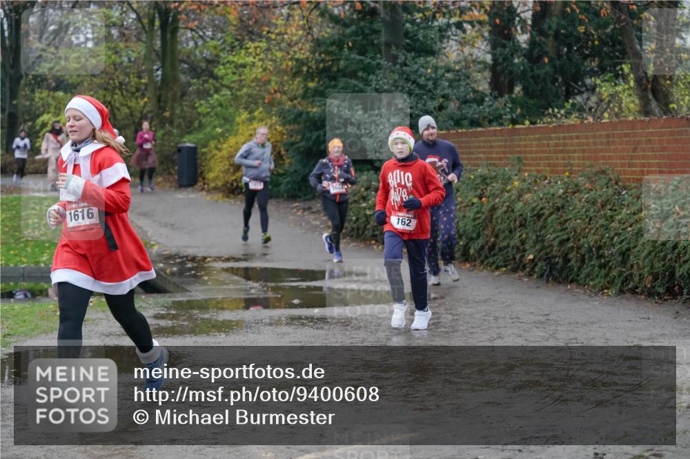07.12.2025 - St. Pauli X-Mass-Run No. 15 Michael Burmester http://msf.ph/oto/9400608 07.12.2025 10:23:05 Laufen 1616, 162 meine-sportfotos.de