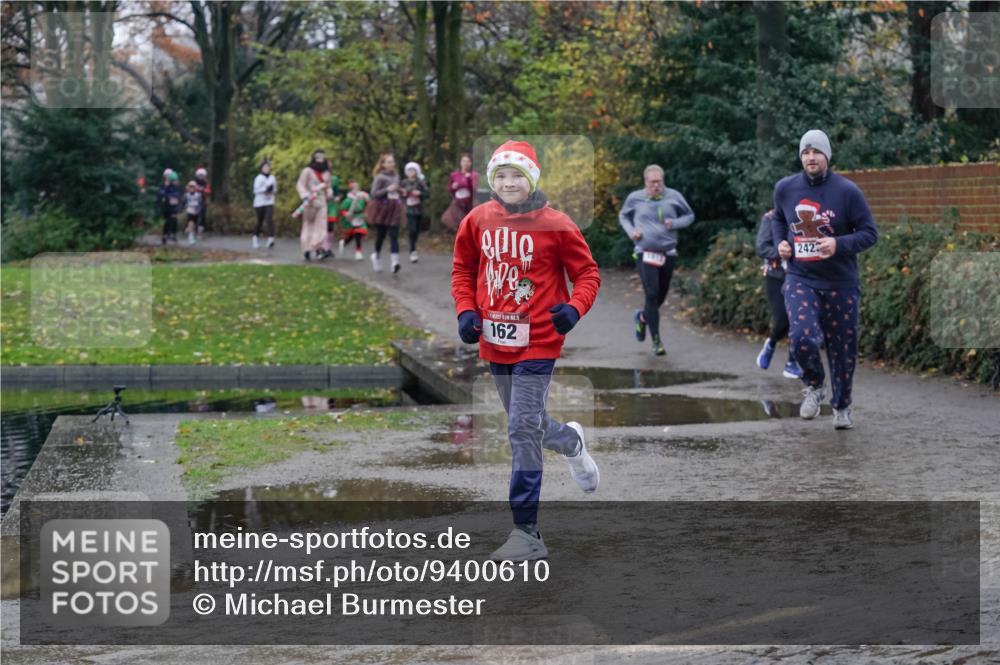07.12.2025 - St. Pauli X-Mass-Run No. 15 Michael Burmester http://msf.ph/oto/9400610 07.12.2025 10:23:06 Laufen 242, 15, 162 meine-sportfotos.de