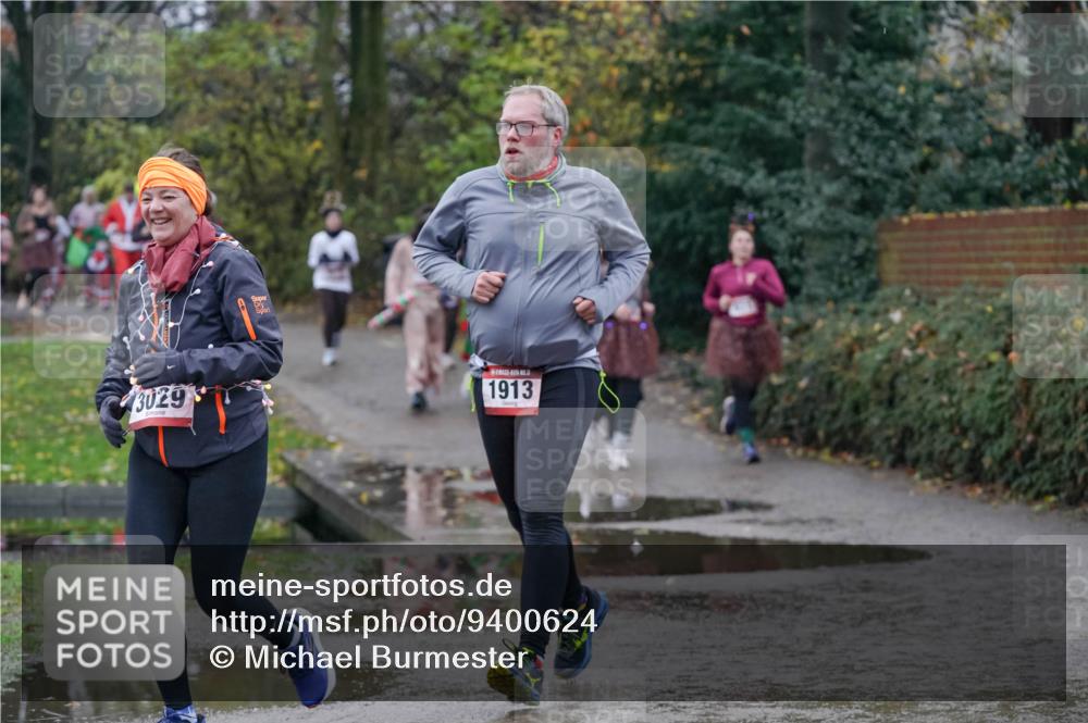 07.12.2025 - St. Pauli X-Mass-Run No. 15 Michael Burmester http://msf.ph/oto/9400624 07.12.2025 10:23:11 Laufen 3029, 1913 meine-sportfotos.de