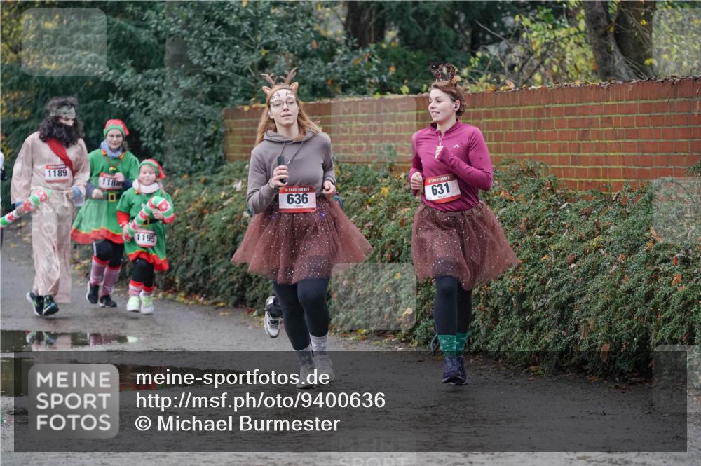 07.12.2025 - St. Pauli X-Mass-Run No. 15 Michael Burmester http://msf.ph/oto/9400636 07.12.2025 10:23:14 Laufen 1189, 118, 1195, 15, 636, 631 meine-sportfotos.de